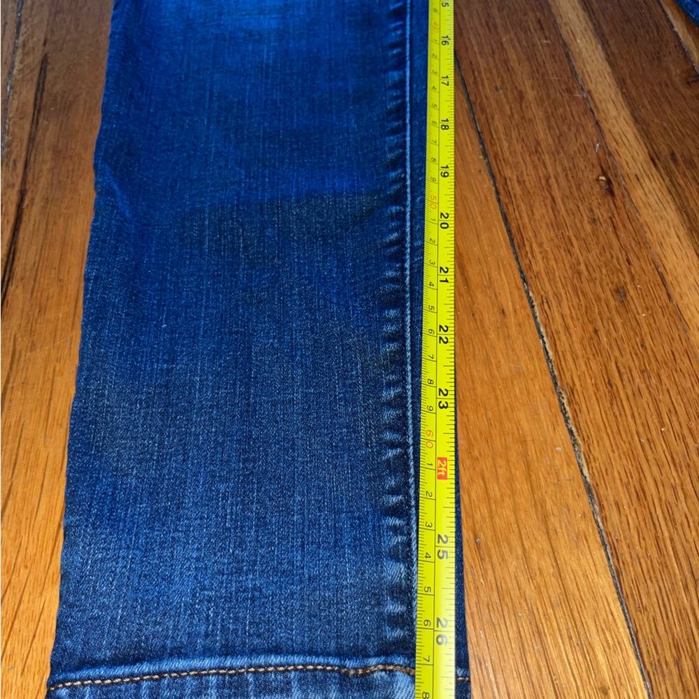 LOFT Jeans curvy skinny high rise size 14/32 medium wash. Nice jeans flattering - Picture 5 of 10